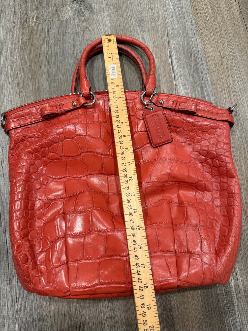 Coach Madison Lindsey Coral Croc Leather Satchel F22304 - Picture 3 of 9